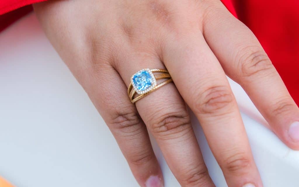 How to Clean an Aquamarine Ring