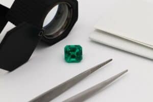 Why Emeralds Outshine Diamonds in Rarity and Beauty?